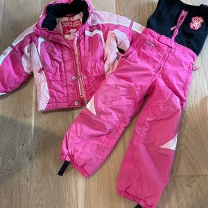 GUC Spyder Girls Ski: Size 5. Small to tall ski jacket and matching Spyder bib.